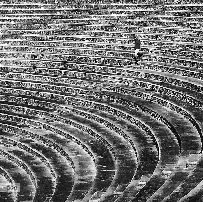 photografiae:  Untitled by andreymoscow1967 || http://ift.tt/1MUNrfP