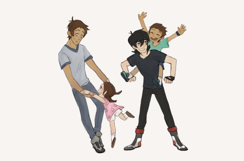 blumeesloth:Klance with the Lance’s sibs 