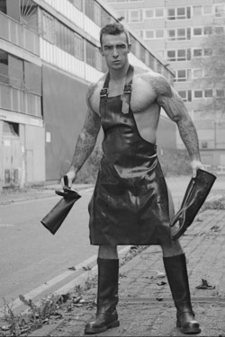 Waderboylondon's Rubber Perv Page