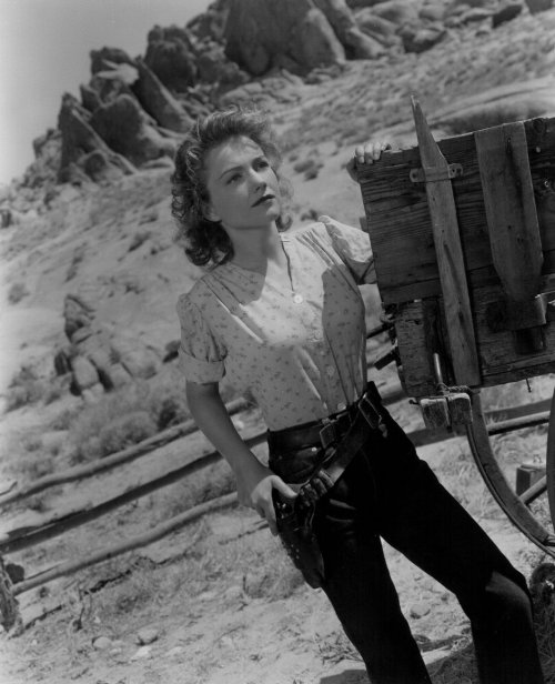 mudwerks: (via Film Noir Photos: Bang! Anne Baxter) Yellow Sky (1948)