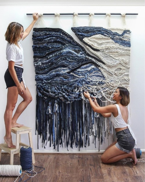 sosuperawesome:Woven Wall HangingsCrossing Threads on Etsy / InstagramSee our #Etsy or #Weaving tags