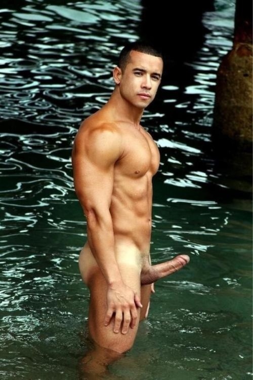 cariocasmen:  http://cariocasmen.tumblr.com/