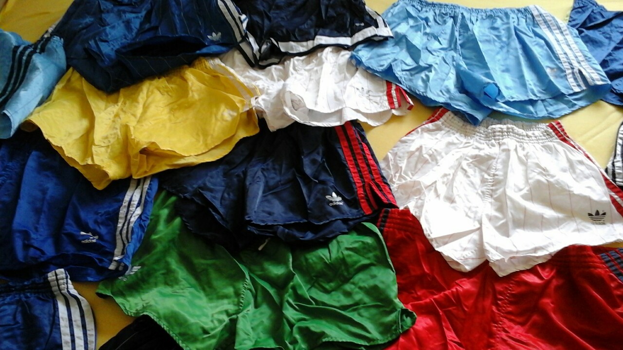 adidaswixman:  feedinglover76: feedinglover76:  Ein kleiner Teil meiner Glanzshorts