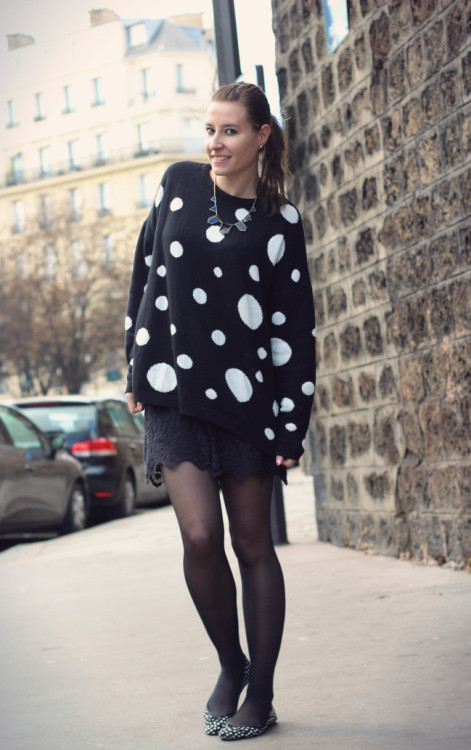 rickrudi:tightsobsession:  Peas. Via Valou Modeuze.  Sehr geil