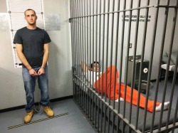 https://64.media.tumblr.com/0697a26d5db9c585911f0d07426d4fe2/tumblr_olz8vdkdD41s8tymgo1_500.jpg