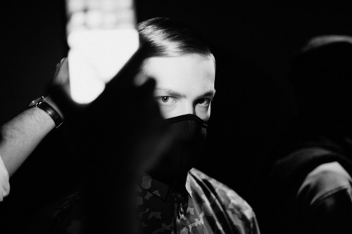 Robert Geller AW17 | Interview Magazine© Shawn Brackbillwww.interviewmagazine.com/fashio