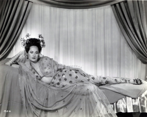 Merle Oberon from a studio publicity still for the 1946 film A Night in Paradise