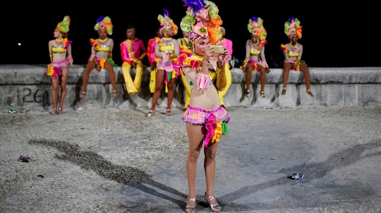 CARNAVAL EN CUBA. Imágenes tomadas durante el Carnaval de La Habana, Cuba, que con pocos recursos se realiza todos los años. (REUTERS / Alexandre Meneghini)
MIRÁ TODA LA FOTOGALERÍA