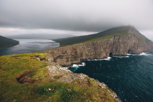 samhorine:island vibes - exploring the faroes