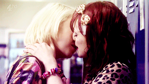 girls-love-lesbians:  Naomily 💕