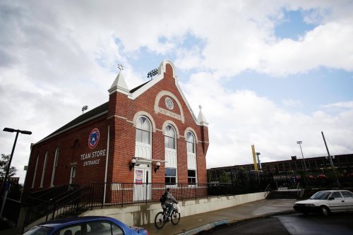 (via Synagogue Repurposed as Minor League Team’s Souvenir Store - NYTimes.com) In the big inni