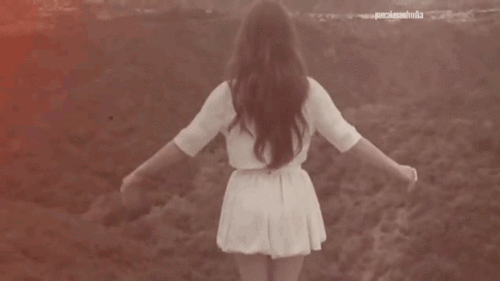 it-is-like-a-dark-paradise: gifs are not mine!