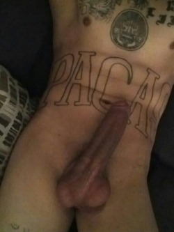 xkingdomofdreamsx:  My sexy cholo