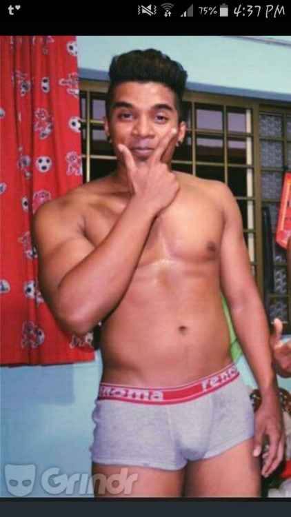 subash94:  Singapore Indian guy  Sucha fit and handsome guy 