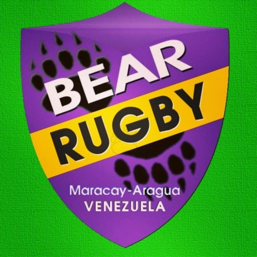 elrinconpsique:  #Bear #Rugby #Playing #Maracay #Osos #Hombre #Sport #instaplay (at Parque Los Apama
