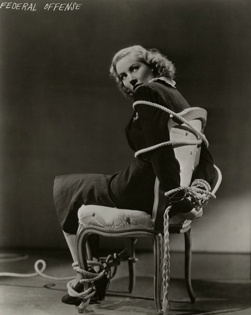 gmgallery: Gloria Stuart, 1936www.stores.eBay.com/GrapefruitMoonGallery