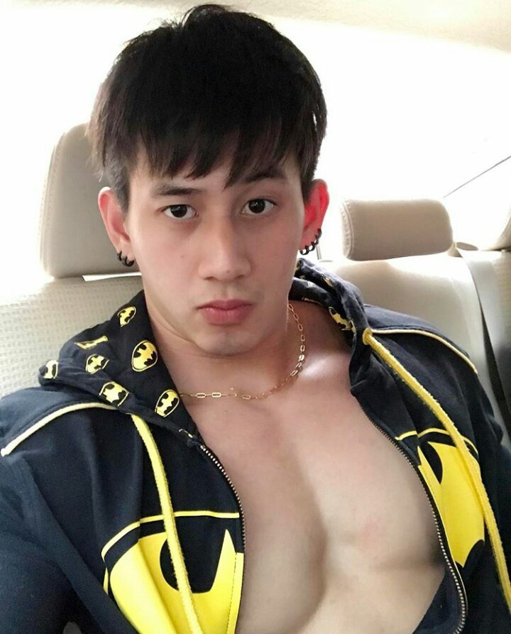 chicosguaposlindos:  Asían Hot Muscle - Klajomza