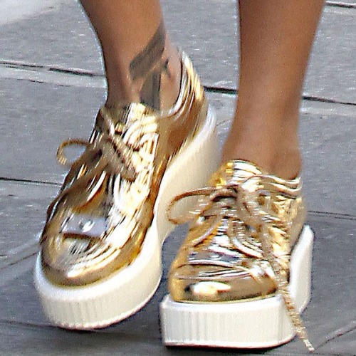 personalswear:  Rihanna’s Creepers Chanel Cruise 