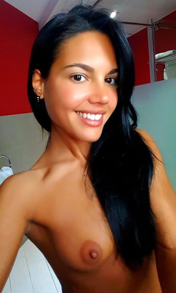 brasileiragostosa:  Que menina linda