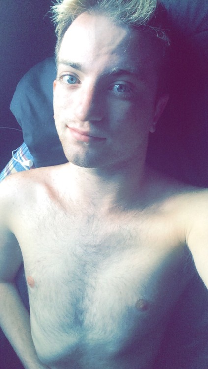 XXX avatar-thegayavenger:Selfies cause I’m photo