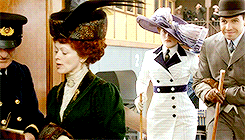 tikkamasalas:FILM COSTUMES MEMETitanic (1997)Costume Designer: Deborah Lynn Scott