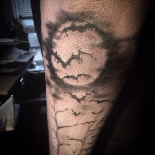 Luna and bats moon tattoo  Moon tattoo Halloween tattoos Bat tattoo