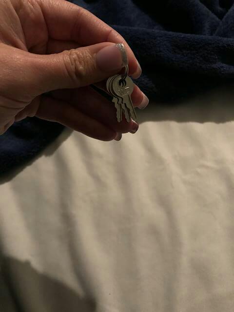 the keys to my chastity cage finally in the perfect little fingers of Goddess Valeria (@voluptuousva