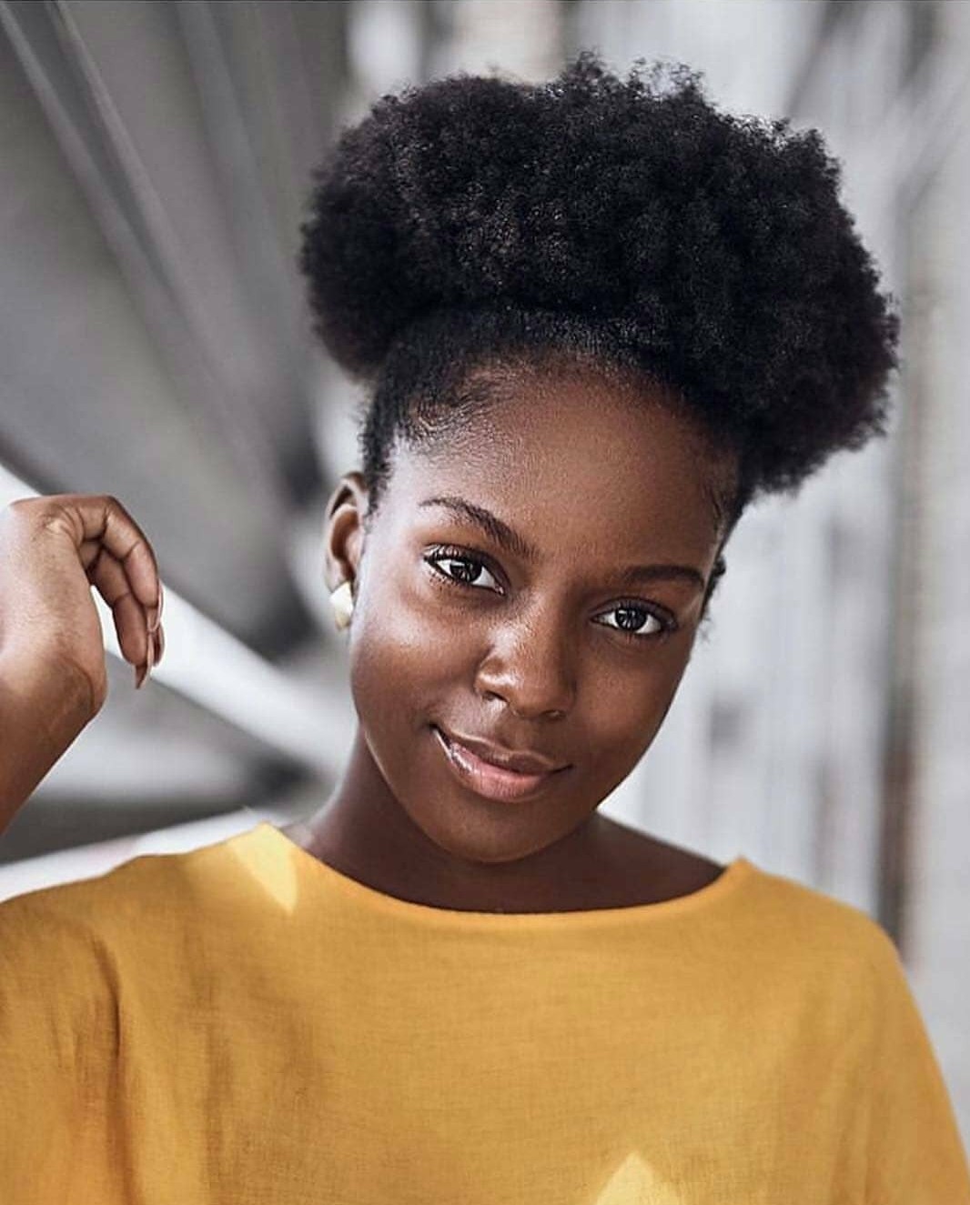 kingjazziedad:  Gorgeous. Beautiful. Sweet Smile DeliciouslySexy. DARKSKINNED Mami.💚