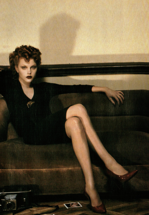 meiselmuse:Jessica Stam / Vogue Italia July 2004 “Pulp His Kind of Woman” by Meisel