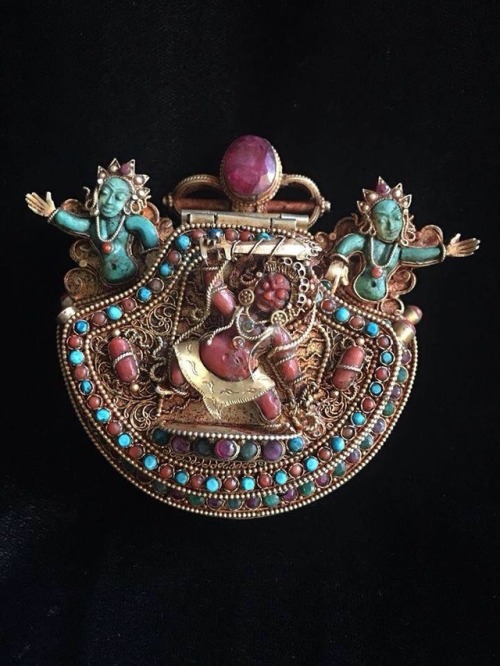 Masterpiece Tibetan Buddhist Silver Double Ghau Prayer Box crafted with Gem Inlay of Lapis Coral Tur