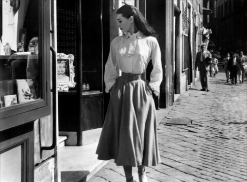 throughtheroses:Audrey Hepburn in Roman HolidayFun fact: This costume was the inspiration for Prince