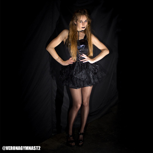 Veronavdleur:  Halloween Costumehttp://Onlyfans.com/Veronagymnast
