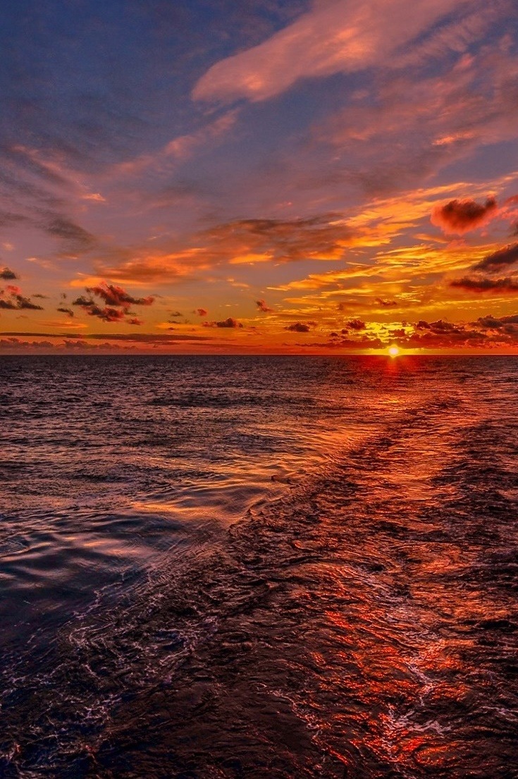 0ce4n-g0d:  Oceanic by george back