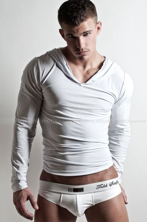 rapideyesmovement:   I AMsterdam   wearing Todd Sanfield collection…