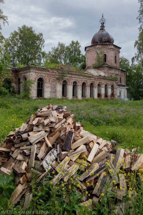 Church of the Image of Edessa, Ошеть, Kirov Oblast (est. c. 1747).&gt; Photo: Alexey Slezkin.