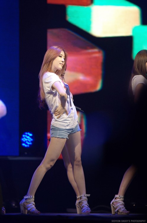 visualglow:05/21 No Eul fantaken @ Kyungnam University Festival by Seoyeon Daddy