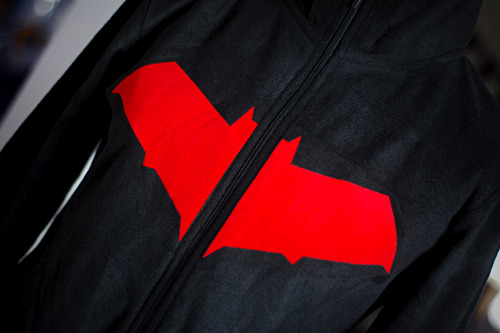 thelittlestbat:  i was making these for someone who prefers their sweaters simple