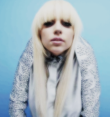 donatella eats me out
