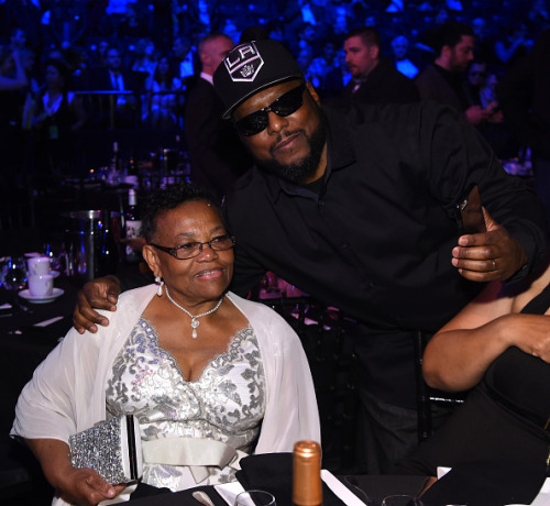 gettoponthephone:  MC Ren and Eazy E’s mother, Kathie Wright - Rock and Roll Hall of Fame - 4/
