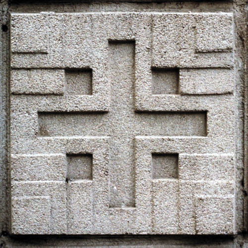 margadirube:xandraj5te:Textile Block, Millard House (La Miniatura), Pasadena, California. 1923. Fran