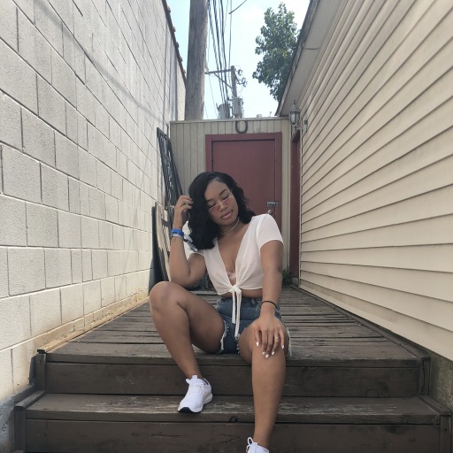 be-you-tifulxxx:  I might seem like I care but in reality  