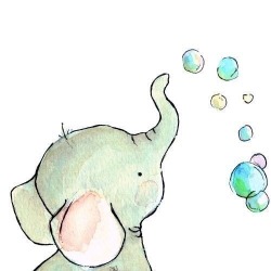 littlesweetbear:  Bubbles! 