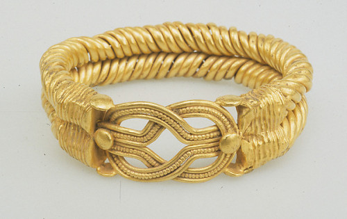 ancientjewels:Roman period Egyptian bracelet featuring a Herakles knot, c. 2nd century CE. From the 