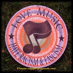 vinylpropaganda:  Love Music - Hate Racism &amp; Fascism