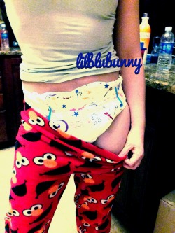 Elmo pants and dippies