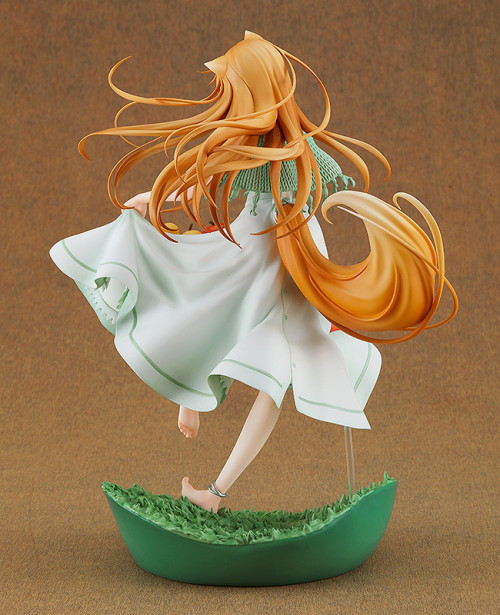 Ookami To Koushinryou - 1/7 Holo ~Wolf And The Scent Of Fruit~ Figure By Good Smile Company. Release: