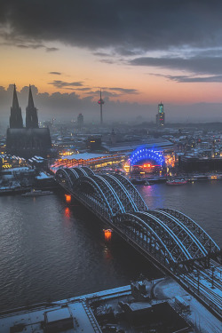 Cologne On The Rocks (Deryk Baumgärtner) | S.l.δ.b.