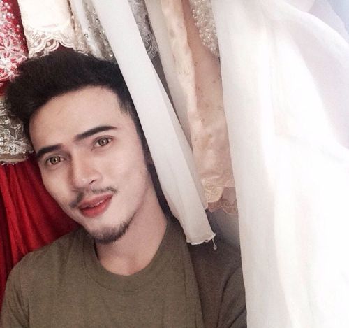 azamadnan0307: olalabanana: monyetmagic: ourjejakajambu: Bottom terhangat… wedding planner&he