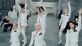 EVERGLOW // Adios MV