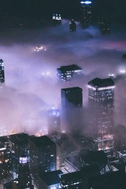 sixpenceeeaesthetic:  Foggy cities, probably my favorite photoset I made on this blog.